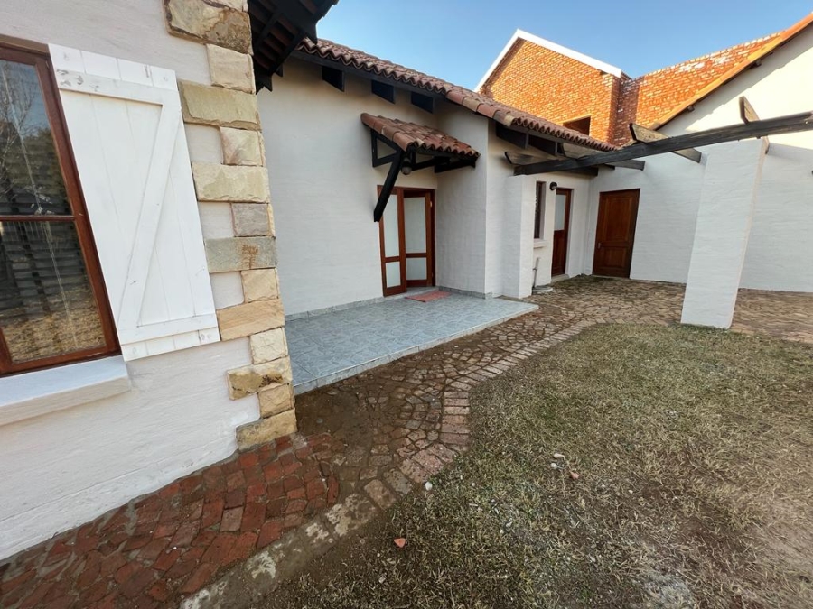 2 Bedroom Property for Sale in La Camargue Private Country Estate North West